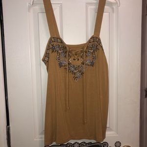 American Eagle top with tags